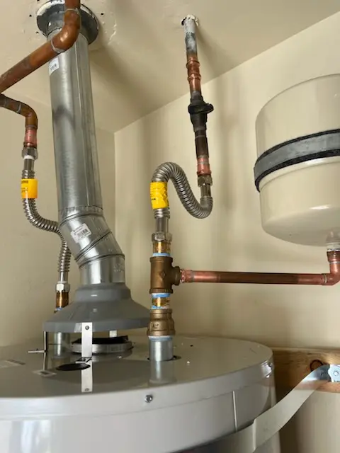 Water heater installation and plumbing repair in Robertsville